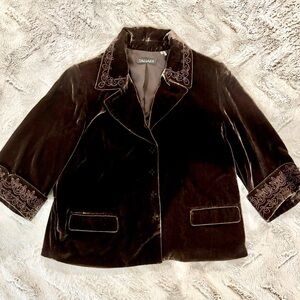 Tahari Velvet Jacket Embroidered Collar Draped fit plum-brown